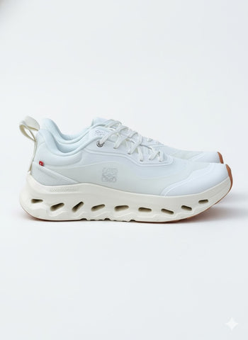 White On Cloudtilt Sneaker