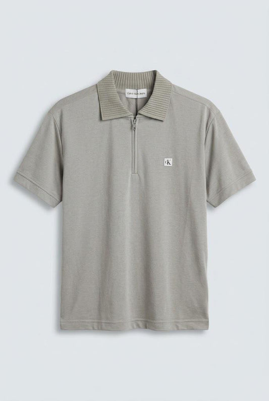 Grey Calvin Klien T-shirt